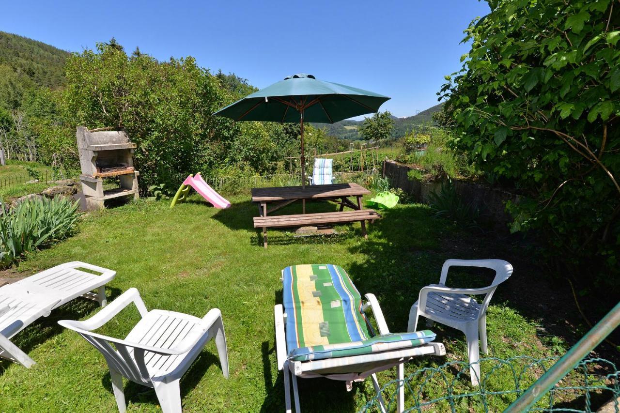 Gites Ou Chambres D'Hotes A La Ferme Orbey Exterior photo